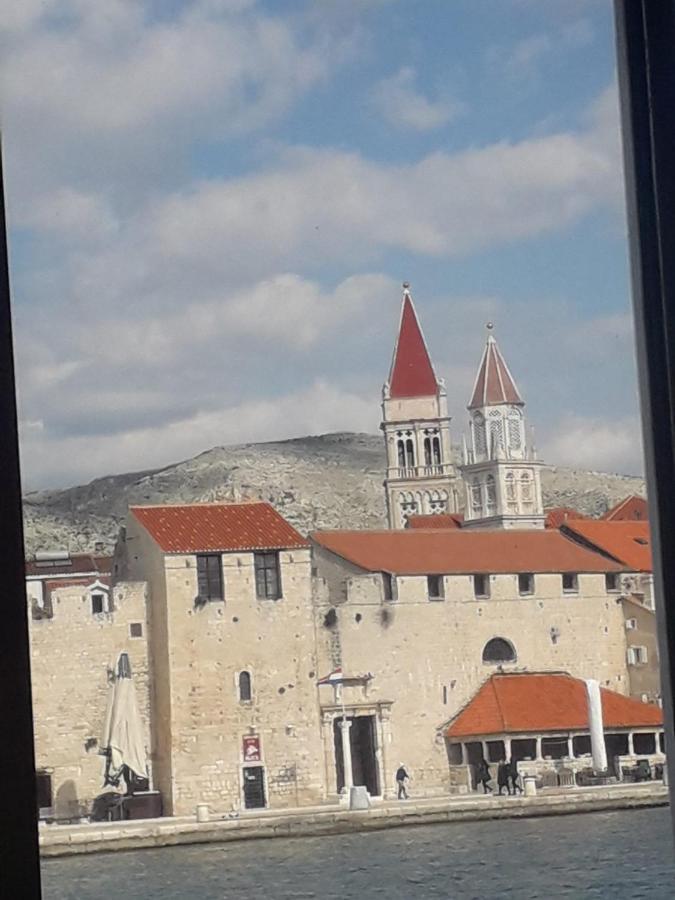 Apartmani Ivan Trogir Exterior foto